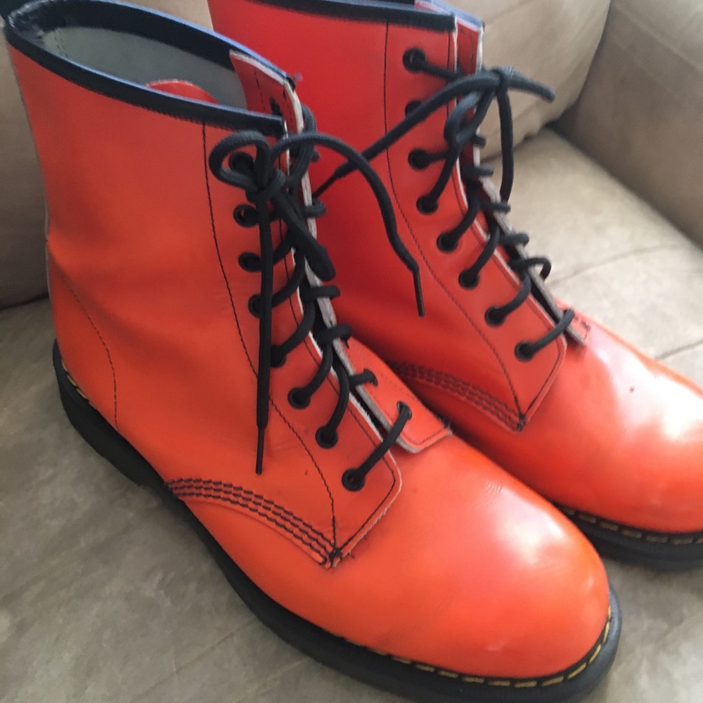 Rare Orange Solovairs